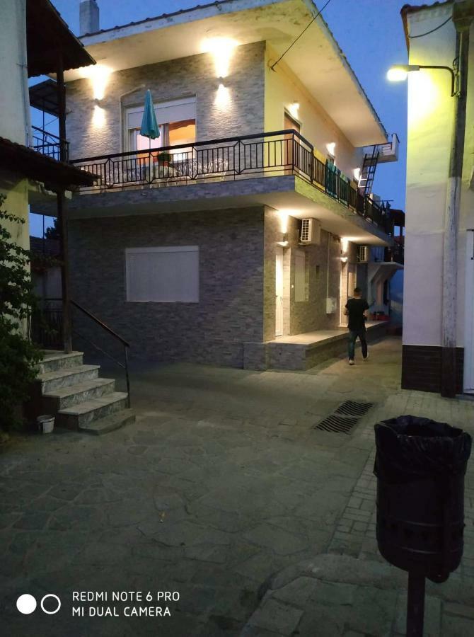 Lavim Apartments 2 Sykia Chalkidikis Exterior photo